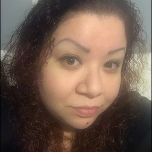 Meet your Posher, Lorena